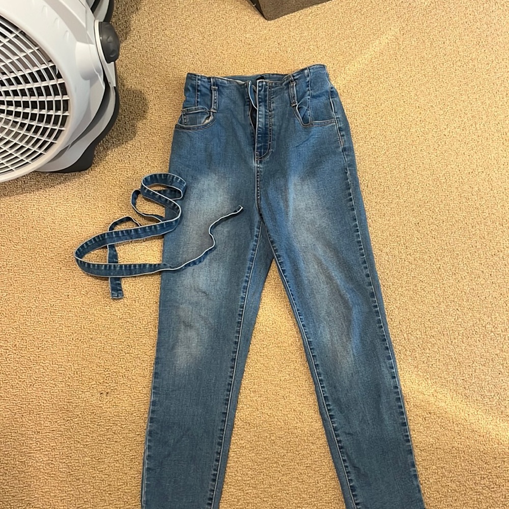 High wasted Windsor jeans
